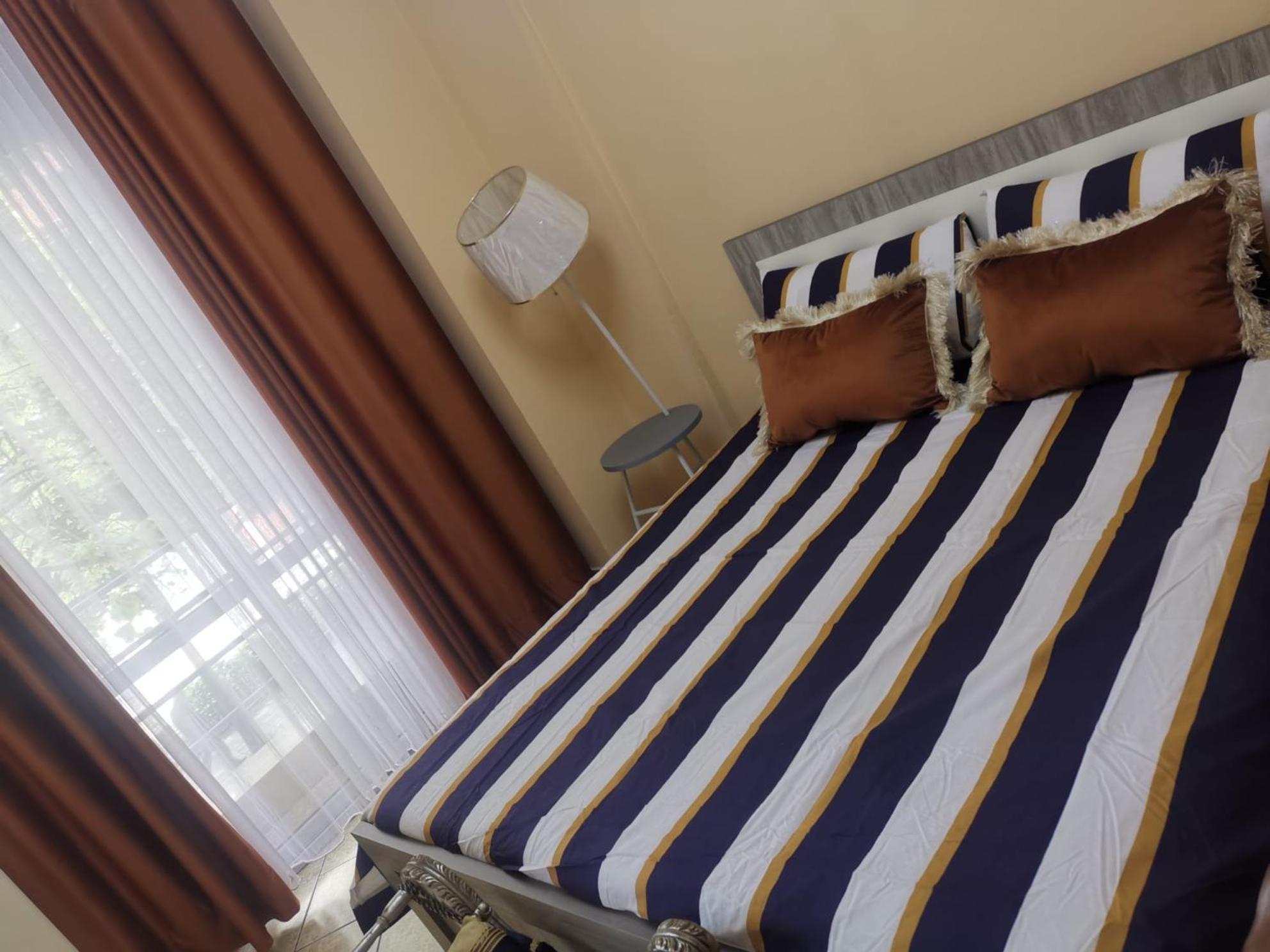 Apartment Elda Yellow Palace, Pazari I Ri Tirana